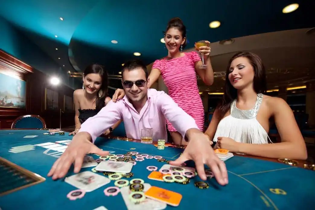 y15s Slot Lobbies by Studio